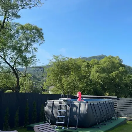 Stream Housee
